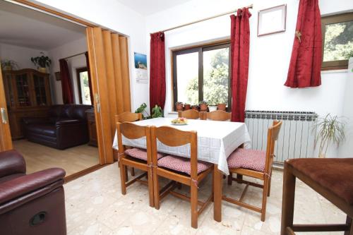 Apartments by the sea Zrnovska Banja Korcula - 9186 - image 3