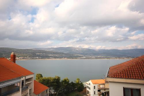 Apartments by the sea Mastrinka Ciovo - 9447 - main image