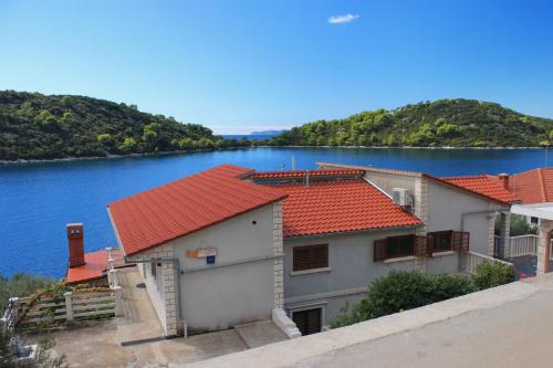 B&B Prižba - Apartments by the sea Karbuni, Korcula - 9308 - Bed and Breakfast Prižba