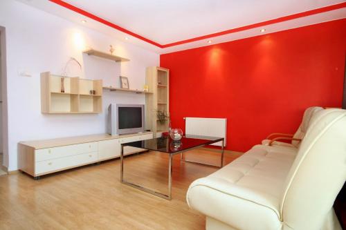 Apartments with a parking space Trogir - 9455 - image 5