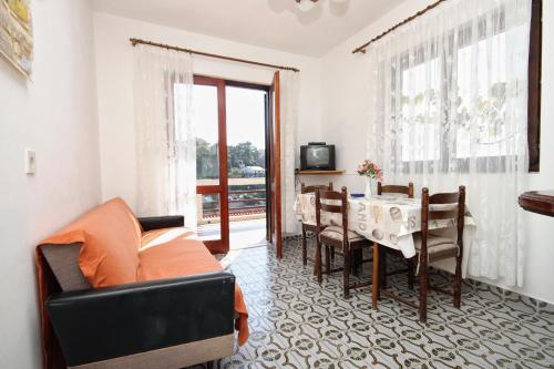 Apartment Zavalatica 9315a - image 7