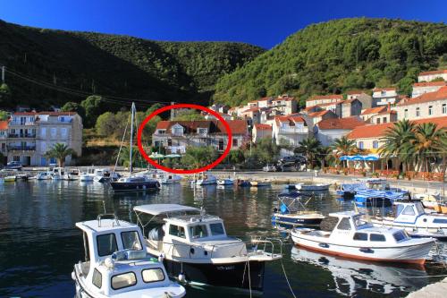  Apartments by the sea Racisce, Korcula - 9337 in Račišće