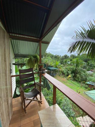 Casita Tangara con balcon y agua caliente in Drake Bay