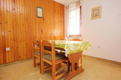 Apartments by the sea Pag - 9355 - image 14