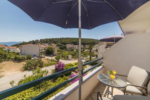 Balkons/terase, Apartments by the sea Drvenik Donja vala, Makarska - 9654 in Drvenik (Splitsko-Dalmatinska)