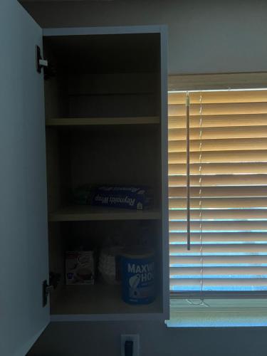Fully Furnished Hollywood, min 1 month stay, cozy unit in Hollywood, USA