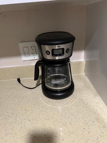 Fully Furnished Hollywood, min 1 month stay, cozy unit in Hollywood, USA