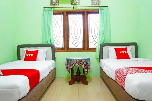 Super OYO 91568 Trisna Srabah Resort Homestay & Resto