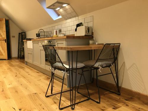 köök, The Hive - beautiful studio with amazing hot tub in Cratfield