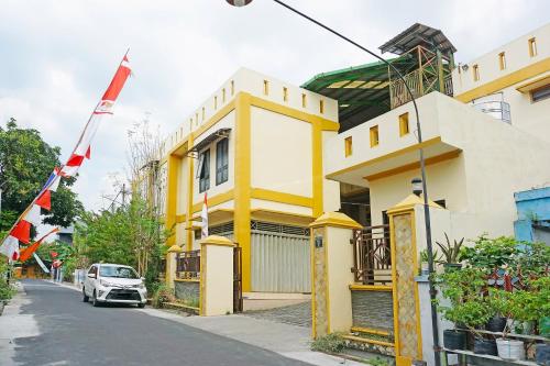 OYO 91580 Kost Bougenville Syariah