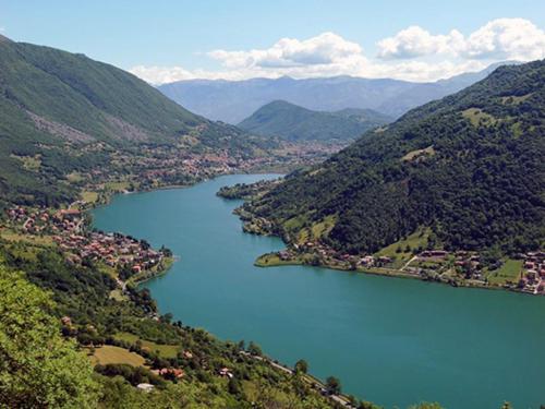  VILLETTA LAGO E MONTI in Spinone Al Lago
