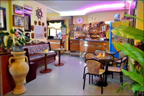 Hotel Anfora - image 4