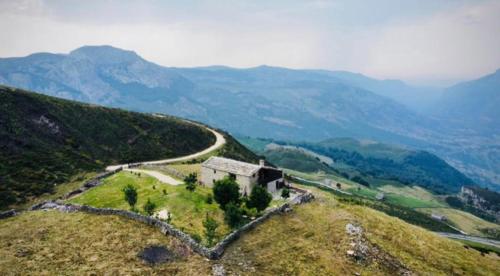 Tiñones cabaña pasiega