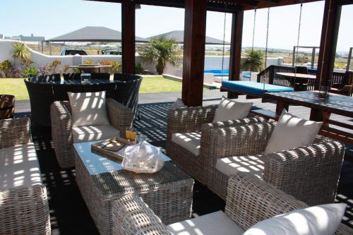 Comoditats, Rox and Sea Country Lodge in Long Acres Country Estate
