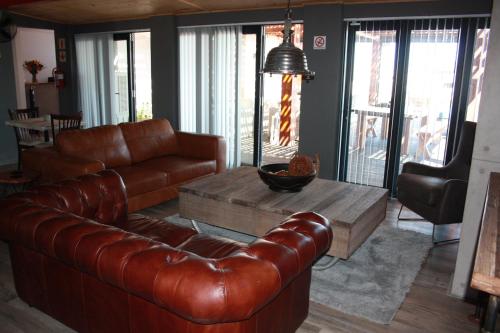 Pub, Rox and Sea Country Lodge in Long Acres Country Estate