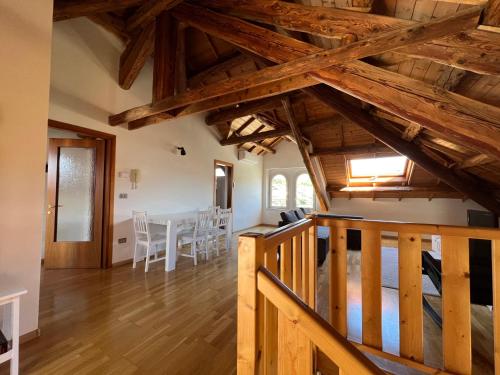 Visentin - Meraviglioso attico in legno