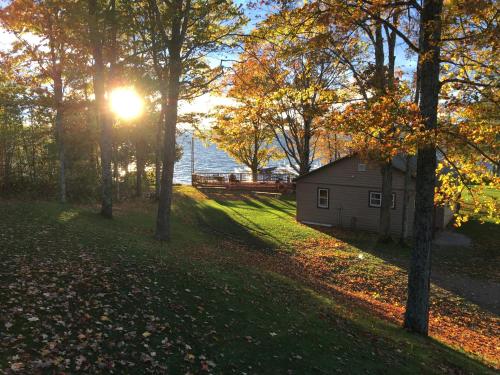 Family Room with Lake View