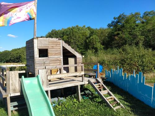 Cabane Terrasse et potager - Location saisonnière - Rambouillet