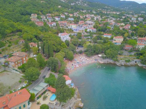 Beach Apartments Lovran - image 12