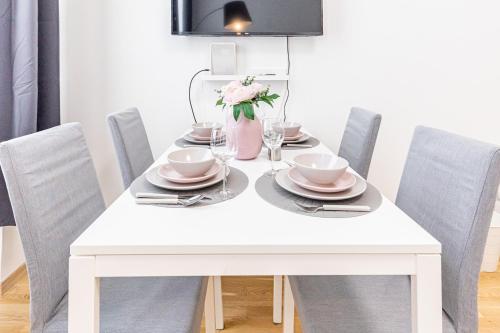 Premium City Apartment with Free Garage Parking included! Close to metro U2 and Vienna Congress Center!, Vienna (photo 5)