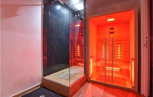 Suite Meghan Home - image 3
