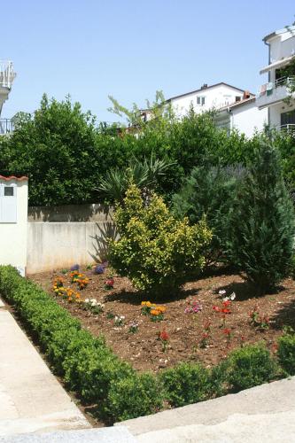 Apartments with a parking space Crikvenica - 9651 - image 7