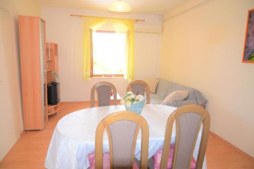 Apartments by the sea Poljica Trogir - 10237 - image 14
