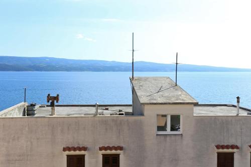 Apartments by the sea Stanici Omis - 10305 - image 8