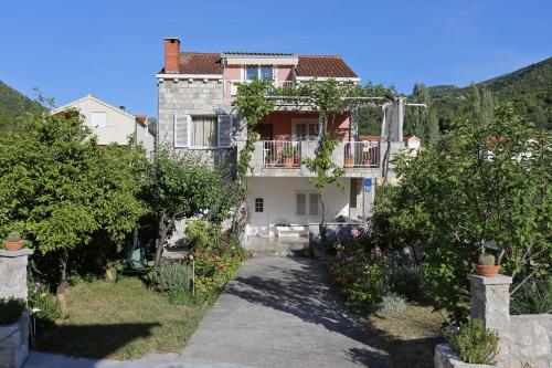 Apartments by the sea Zuljana, Peljesac - 10112 - Žuljana