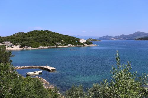 Apartments by the sea Zuronja, Peljesac - 10137