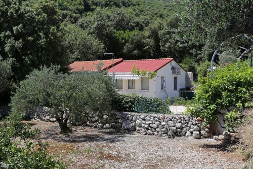  Seaside holiday house Cove Vela Prapratna (Peljesac) - 9486, Pension in Oskorušno