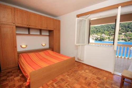 Apartments by the sea Brna, Korcula - 10057