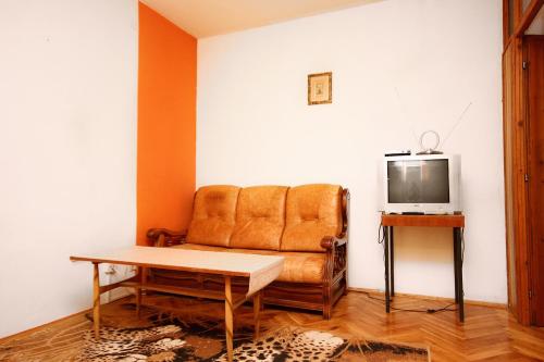 Holiday apartments Split - 10315 - image 8