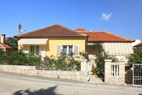  Apartments with a parking space Orebic, Peljesac - 10077, Pension in Orebić