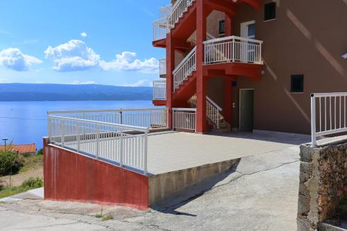 Apartments with a parking space Stanici Omis - 10324 - image 7