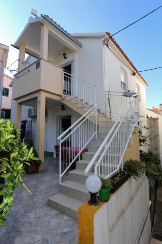  Apartments by the sea Promajna, Makarska - 10329 in Promajna