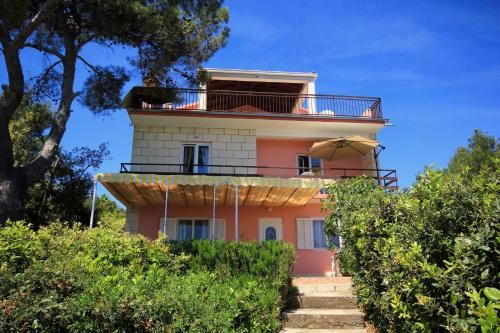  Family friendly seaside apartments Prizba, Korcula - 10061, Pension in Blato