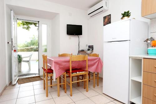 Apartments by the sea Viganj Peljesac - 10140 - image 9
