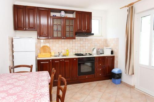 廚房, Apartments by the sea Kabli, Peljesac - 10221 in 布達加維斯