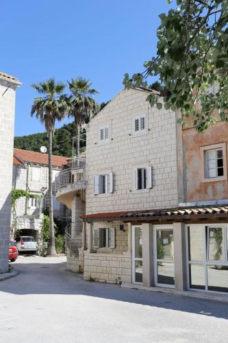  Apartments by the sea Trstenik, Peljesac - 10119 in Trstenik