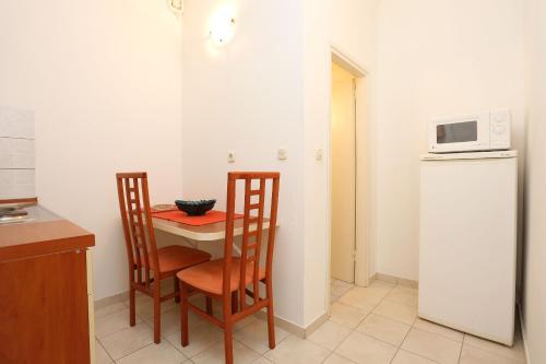 Apartment Viganj 10116d - image 8