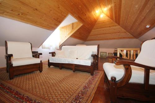 Holiday house with a swimming pool Viganj, Peljesac - 10175 in Vigaņa