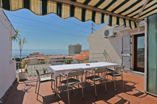 Apartments with a parking space Makarska - 9506 - image 13