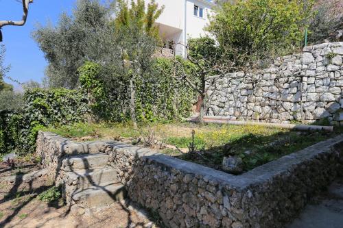 Seaside holiday house Nemira Omis - 9504 - image 2