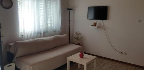 Seaside holiday house Nemira Omis - 9504 - image 4