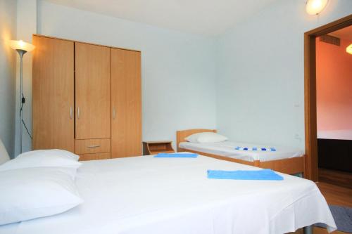 Apartment Orebic 10256b - image 2