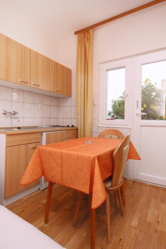 Apartment Orebic 10256b - image 4