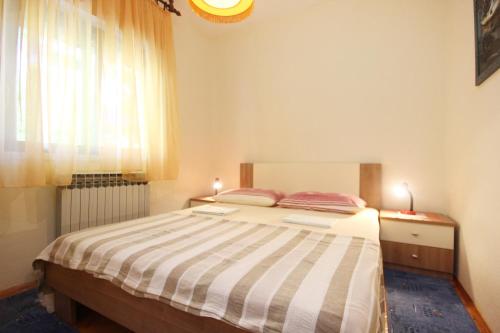 Apartments by the sea Mastrinka Ciovo - 10261 - image 14