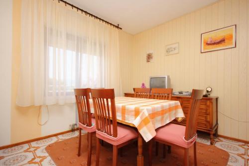 Apartments by the sea Mastrinka Ciovo - 10261 - image 13