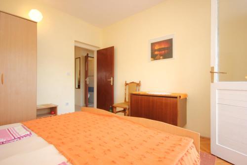 Apartment Mastrinka 10261b - image 5
